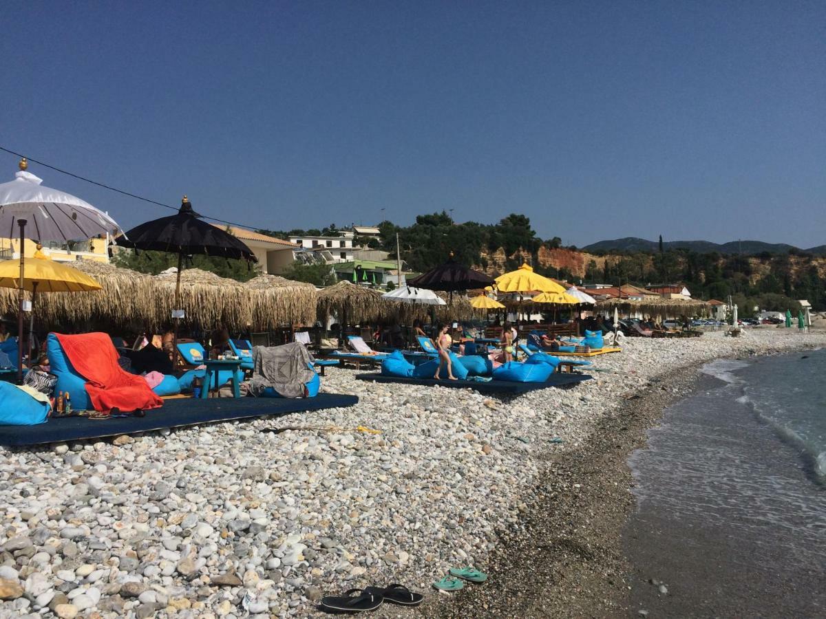 Agali 2 Maizonette Front Of The Sea Apartment Akrogiali Exterior foto