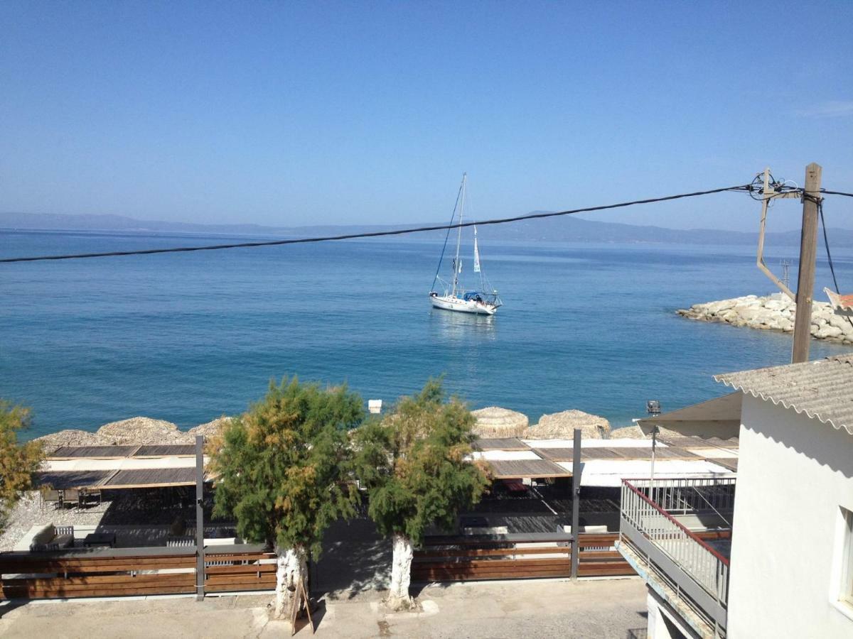 Agali 2 Maizonette Front Of The Sea Apartment Akrogiali Exterior foto